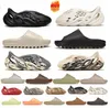 schuim Mannen Vrouwen runner slippers Mode Slide Slippers Sandalen Schoenen Designer Casual schoenen Triple Zwart Wit Rood Hars Bot Woestijn Zand Lichtgewicht en comfortabel