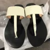 Hausschuhe Luxus Designer Slides Flip-Flops Leder Zehenstegsandale mit doppeltem Metall Schwarz Weiß Braun Hausschuhe Sommer Strandsandalen mit BOX US11 NO6 J230615