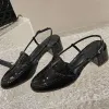 2023 classique Designer de luxe Peep-toe Sandales à talons femmes en cuir véritable Noir / blanc / abricot Une ligne boucle Sandale creux dos Chunky talons chaussures polyvalent