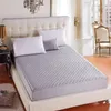 Bedspread hypoallergenic quilted bed mattress 패드 방수 커버 소프트 토퍼 세척 가능한 보호기 마텔라