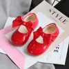 First Walkers Children's Candy Color Baby Shoes Soft Bottom Spring Smooth Leather Children Girl Shoes Princess Party Shoes Bow-tie D04203 230614