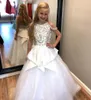 Zarif saf beyaz boncuklu kristaller kızlar yarışması elbiseler mücevher boyun kayışları peplum çocukları ile resmi aşınma elbisesi parti doğum günü