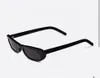 SL 557 Cat Eye Zonnebril van hoge kwaliteit voor vrouwenheren Designer Zonnebril Mode klassieke stijl Eyewear Retro Unisex Rijden Antiuv400 Ovale lens Lookgril PA 2024