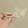 Nieuwe Modellen van Strass Haarbal Een Woord Clip Top Prijs Haar Clip Sneeuwvlok Antler Grip Clip Meisje Parel Kerst Hoofdtooi