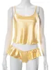 Kvinnors spårningsdräkter avrilyaan 2023 Yellow Satin Sexig tvådelar Set Top Ruffle Short Pant Women Elegant Night Club Party 2