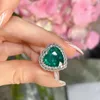 Кластерные кольца мода в форме сердца в форме души павлин зеленое цвета