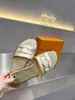 Slippers 2023 Women Slippers Sandals Lock It Flat Mule Monograms Canvas Gold Dircles Outdoor Clipper Summer Designer Luxury Fashion Ladies Flat Fl J230615