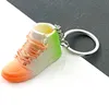 Designer High Top Shoes Keychain Colorful Sneakers Keychain Boys Gift Mini Ryggsäck Pendant 18 Styles