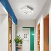 天井照明モダンな通路北欧の家で敷かれた照明表面寝室のリビングルームの廊下ライトバルコニーに取り付けられている