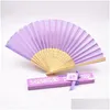 Party Favor Personnalisé Luxueux Soie Fold Hand Fan Logo Gravé Personnalisé Ventilateurs Pliants Avec Boîte-Cadeau Favors Cadeaux De Mariage Drop Dhzxb