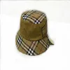 2023 Chapéu de balde da moda para homem e mulher boné de rua ajustado chapéus 5 cores com letras de alta qualidade 7z38238M