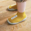 Первые ходьбы детские туфли для малышей Уокер, детские мальчики, девочки, резиновая резина, мягкая подошва, босиком, повседневные вязаные ботиль