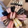 Modeontwerper Balletschoenen Vrijetijdsschoenen Geklede schoenen Loafers Ronde neus Glinsterende Tweed Grosgrain Echt leer Sneakers Veelkleurig Vissersschoenen