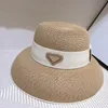 Sombrero de cubo de verano para mujer, sombreros de ala para exteriores, gorras de diseñador para hombre, gorra de paja ajustada, sombrero de pescador informal de playa para mujer D2306133F