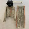 Metalen Badge Jassen Vrouwen Designer Elastische Cargo Broek Cropped Hooded Jassen Mode Meisje Dame Jas Losse Broek