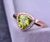 Anelli a grappolo Forma di triangolo di moda Classico anello di pietre preziose con peridoto verde per le donne Regalo di compleanno per ragazza con gemma naturale in vero argento sterling 925