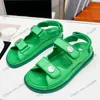 23SS Women Sandals Retro okrągłe palce u stóp swobodny buty klasyczny różowy zielony czarny kapcie Slingbacki sukienka but cielę