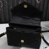 Designer axelväska damer y-formad crossbody väska lyxhandväska svart mini liten fyrkantig väska