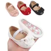 Första Walkers Baby Girl Princess Shoes Toddler Non-Slip Flat Soft-Sole Pu Leather Rubber Crib Lovely Futterfly-Knot Spädbarn 0-18m