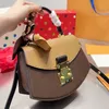 Tas Designertassen Dameshandtas Luxe Tote Crossbody Handtassen Leer Klassieke Bloem Schoudertas Winkelen Modemerk Beroemde Totes Heren Portemonnee Reliëf Flap Portemonnee