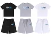 Erkek Tişörtler Trapstar T Shirt Tasarımcı Gömlek Baskı Mektubu Lüks Siyah Beyaz Gri Gökkuşağı Renkli Yaz Sporları Pamuk Kısa Gelgit Akış Tasarımı 553ESS