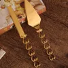 Stampi da forno 2 pezzi Tagliapasta con manico a forma di cuore Coltello pala d'oro Set server per matrimoni Divisore per feste A