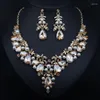 Chains 2023 Europe And America Exaggerate Crystal Pearl Gemstone Necklace Earrings Set Bride Banquet Female Accessories Wholesale