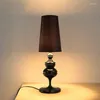 テーブルランプモダンランペデザインガードリビングルームの寝室の読書ランプのための豪華なベッドサイドライトの勉強ライト