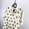 2 luksusowe projektanci koszule męski liter tygrysa v jedwabna koszula do kręgli swobodne koszule Mężczyźni Slim Fit Sukienka z krótkim rękawem M-3XL#1013