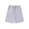 Дизайнерские шорты Мужская летняя мода Высококачественная спортивная и белая вышитая полотенце