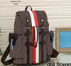 Neue Reise -Rucksack Männer Lederschule Schulter -Crossbody -Tasche Frauen Mode Rucksack Vintage Laptop Art Rucksack Rucksack mit 223v