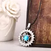 Ketten Anime Black Butler Collares Statement Halskette Sonnenform mit blauem Steintropfen-