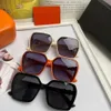 Marca de lujo de alta calidad 2023 Nuevas gafas de sol de venta de mujeres Hot Women MARCO DE COLOR SOLIDO Moda informal de una sola pieza Recomendación de productos positivos de cinco estrellas