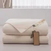 Blanket Non-Staining Summer Blanket Soy Protein Double Comforter Machine Washable Bed Quilt Antibacterial High Quality Duvet R230615