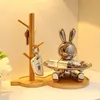 Декоративные предметы фигурины северная смола с полным астронавтом для кроличьего подноса для внутреннего домашнего офиса.