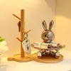 Objets décoratifs Figurines NORTHEUINS Résine Galvanisé Astronaute Lapin Plateau pour Intérieur Bureau À Domicile Bureau Conteneur De Stockage Décor 230615