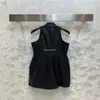 Robes de piste Designer femmes chemises habillées avec des boutons de lettre filles Milan Sexy débardeur A-ligne Mini haut de gamme sans manches gilet T-shirt EZF1