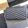 Projektantki kobiety WOC Oryginalne cielęce torby na kule kula Łańcuch torebki torebki Mini Messenger Purse Crossbody Eventerbag Worka End End Quality 393953