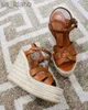 Terlik Tasarımcı Sandal Cassandra Heel Kadınlar Kama Espadriller Siyah Beyaz Sandalet Patent Deri Kayış ve Kama Platformu Yüksek Topuklu Toka Düğün J230616