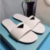 2023 Pantofole da donna di design di lusso Summer Miller Fashion Nuovo sandalo piatto antiscivolo Open Toes Flat Ladies Sandali da spiaggia all'aperto Slide