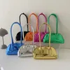 Bästa design lyxiga tygväska kvinnor fast färg glansiga handväskor pu läderare och handväskor