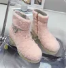 Botas de cano baixo Botas de neve Sapatilhas de lã Feminina Quente Bota média confortável esquenta Couro macio confortável personalizado Material de camurça