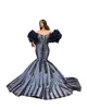 Glamorös sjöjungfru aftonklänningar från axelpärlor Satin prom klänning golvlängd special tillfälle klänningar