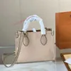 Wysokiej jakości moda klasyczna torba 2023 Torebka Kobiety skórzana torebki damskie crossbody vintage sprzęgło TOTE TOTE Expossing Designer Torby Messenger Nowe