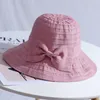 Berets HT3550 Spring Summer Hat Woman Solid Big Bow Busket Paknabka pakieta pakiet łowiska swobodne anty-UV szerokie brzeg słońca Panama