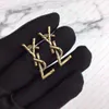 European American Vintage Bronze Letter Stud e broches.Brincos da marca para mulheres.Jóias de designer de presentes de noivas de casamento.