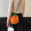 Kvällspåsar söta lilla fula orange bunt munnen väska handgjorda virkade vävda handväskor flicka kawaii baby mynt påse kvinnlig crossbody