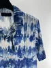 2023夏のメンズシャツデザイナーショートシャツ男シャツファッション高品質の色コントラストレターシャツシャツカジュアルシャツ男性スリムフィット半袖