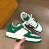 Designer casual skor män abloh sneakers virgil 1s 1 kalvskinn läder tränare vit grön röd brev överlägg plattform låga sneakers