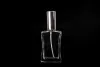 wholesale Botella de perfume de vidrio cuadrada de 50 ml Parfum vacío Envasado en aerosol transparente Botellas recargables Atomizador Moda